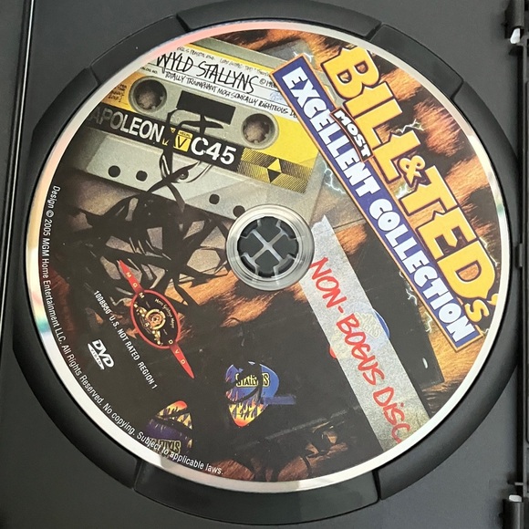 Bill & Ted's Most Excellent Collection 3 dvd set - Picture 13 of 16